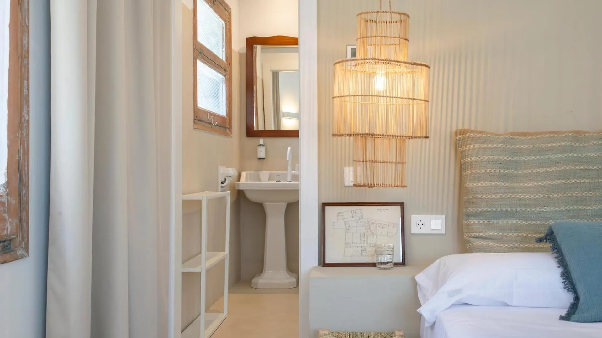 Guest house Hostal Boutique Sa Nansa Tossa de Mar Spain