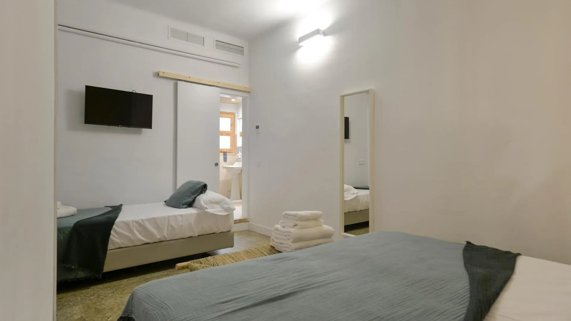 Guest house Hostal Boutique Sa Nansa Tossa de Mar Spain